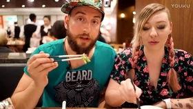 西班牙网红小哥点餐人物,美食背后的故事
