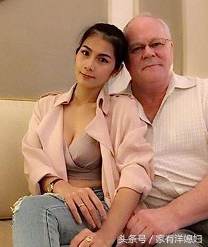 西方老年色情明星,揭秘西方老年色情明星的传奇人生