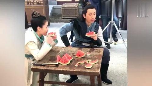 演员现场吃瓜视频大全