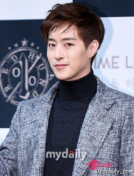 韩国去世的男明星,缅怀已故男明星的辉煌与哀思