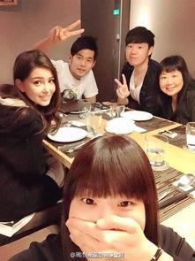 明星家人颜值,基因传承下的美貌传奇